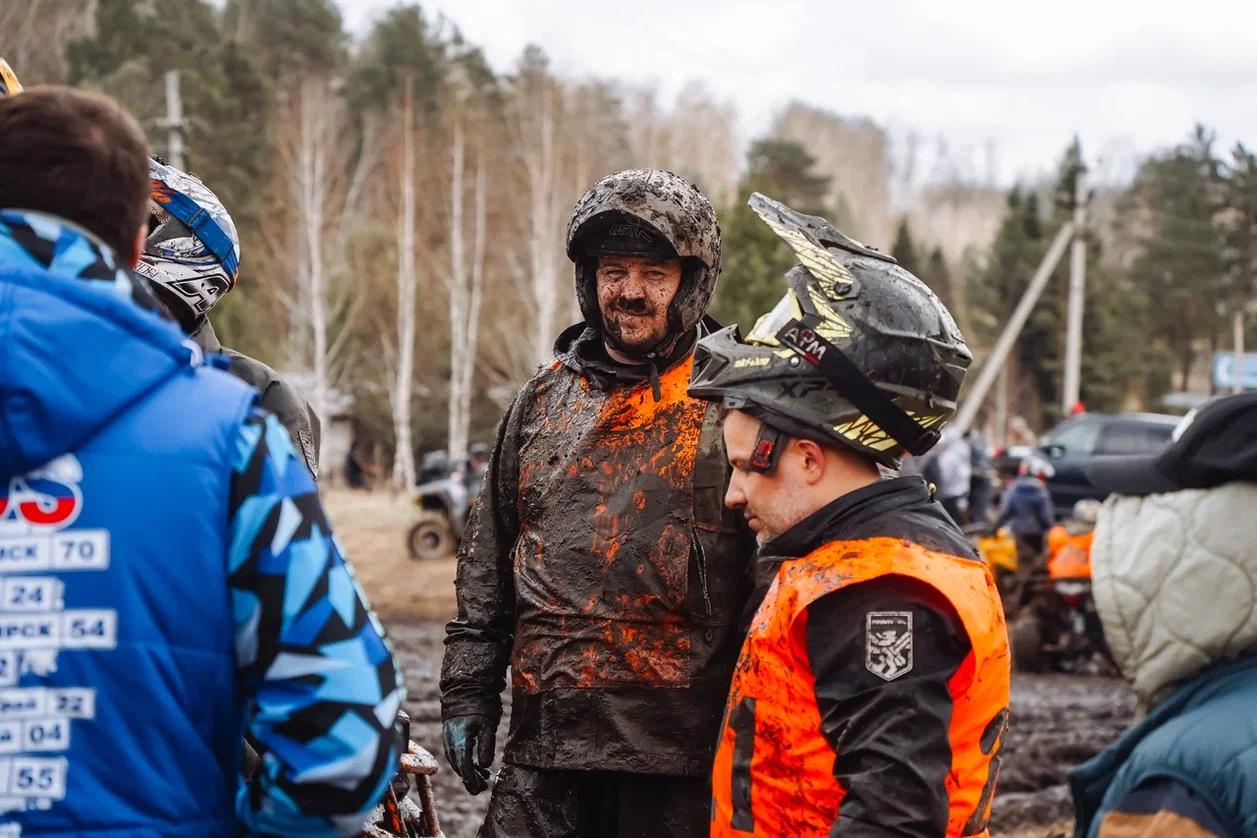 Фото В Новосибирске прошел фестиваль «КвадроБум 2025». Фоторепортаж 9 - Сиб.ФМ Фото В Новосибирске прошел фестиваль «КвадроБум 2025». Фоторепортаж 9